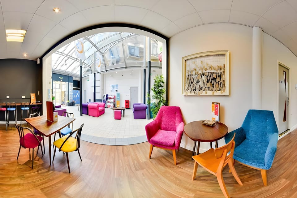 YHA London Thameside Hostel Hostel in London Borough of Southwark