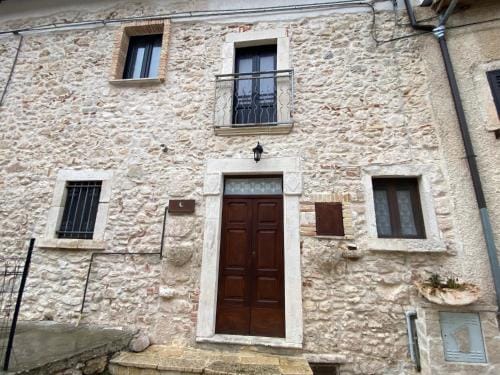 Sognando Bominaco - Dimora San Pellegrino Hotel in Abruzzo