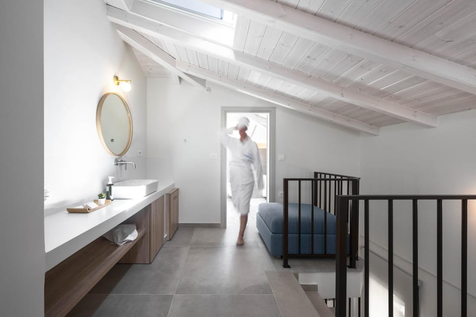 Blue Whisper Luxury Living Suites Apartment hotel in Halkidiki
