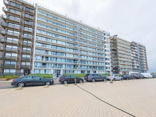 Apartment with a beautiful terrace and sea view Hotel in Middelkerke