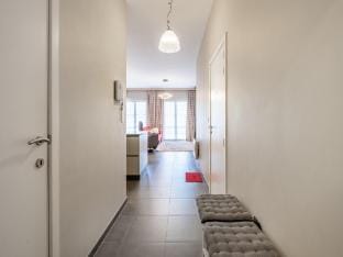 Apartment in St-Idesbald near the Beach Hotel in De Panne