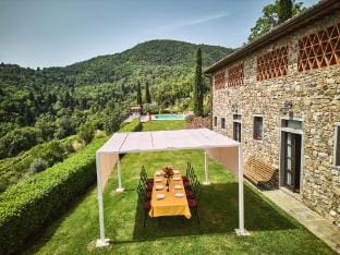 Tranquil Chianti Escape for 4 Hotel in Radda in Chianti
