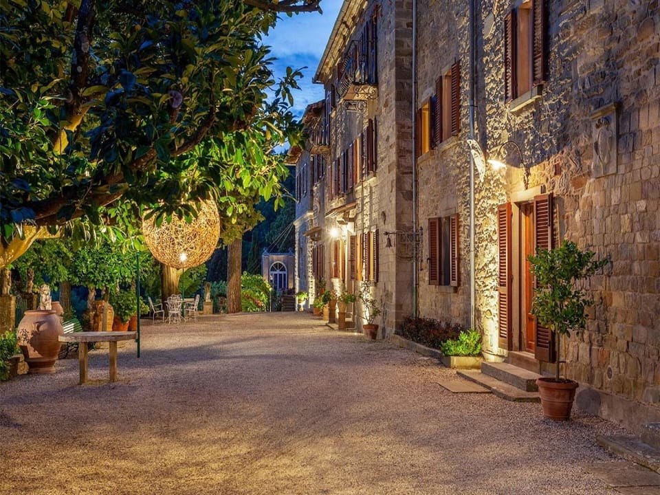Belvilla by OYO Villa Torreone Hotel in Umbria