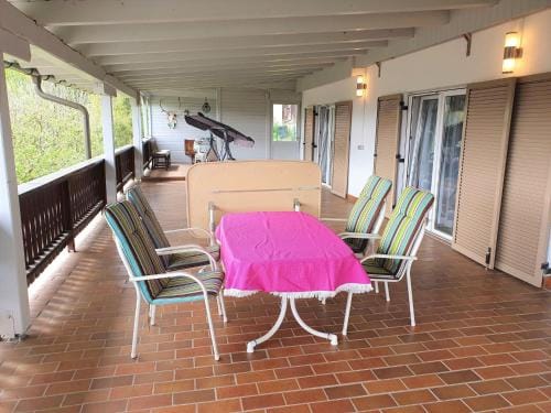 Apartment by Worthersee with Pool Hotel in Techelsberg