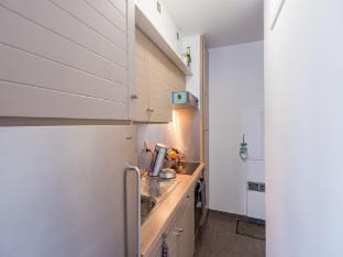 Cozy studio with sleeping area and sea view Hotel in Middelkerke