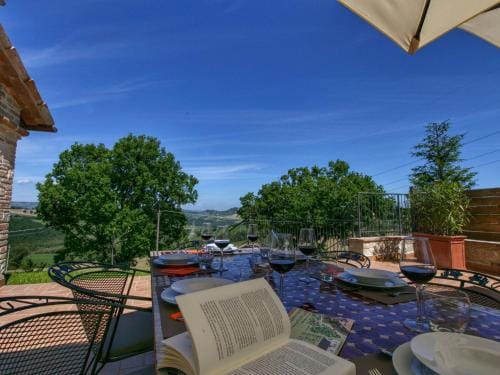 Umbrian Escape to Villa Hotel in Umbria