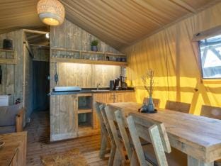 Safari Tent in Holiday Park Luxury tent in Arcen