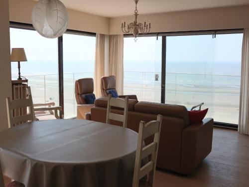 Apartment in Nieuwpoort near the Beach Hotel in Koksijde