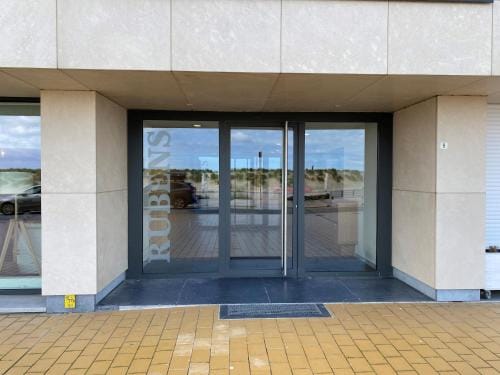 Studio in Nieuwpoort with Sea Views Hotel in Flanders