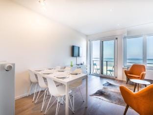 Apartment on Zeedijk with Stunning Sea View Hotel in Koksijde