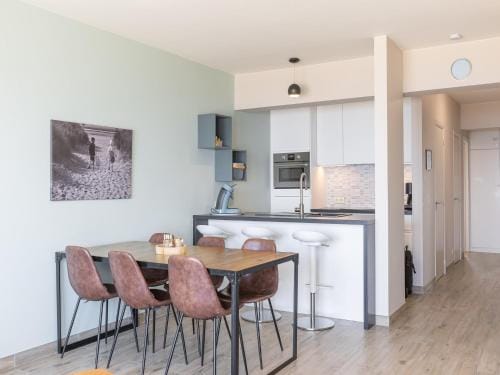 Apartment on the 5th floor with sea view Hotel in Middelkerke