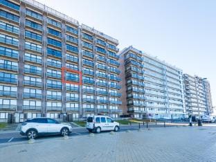 Beautiful apartment on the 4th floor with garage Hotel in Middelkerke