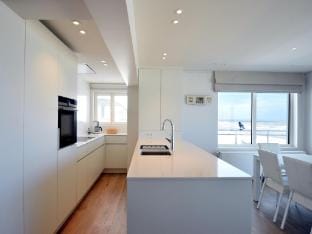 Apartment in De Haan with Sea View Hotel in De Haan