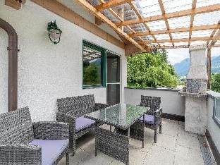 Apartment Neukirchen near Ski Slopes Hotel in Salzburgerland