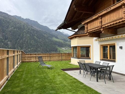 Apartment in Stubai near Ski Lift Hotel in Neustift im Stubaital