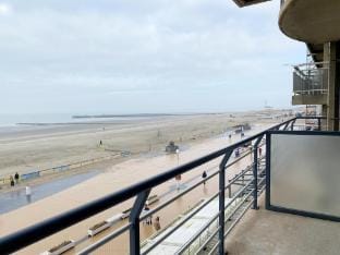 Apartment in Nieuwpoort by the Sea Hotel in Koksijde