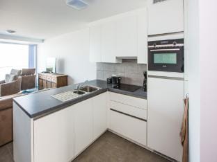 Beautiful apartment with phenomenal sea view Hotel in Middelkerke