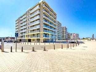Apartment in Nieuwpoort by the Beach Hotel in Flanders