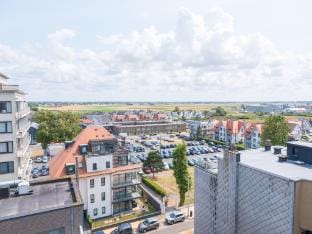 Attractive apartment on the 7th floor Hotel in Middelkerke