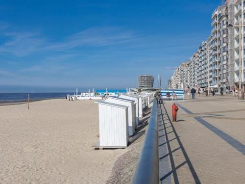 Stunning apartment with phenomenal sea view Hotel in Middelkerke
