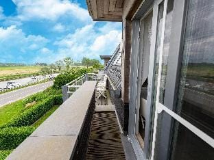 Quiet Getaway w Terrace Hotel in Middelkerke