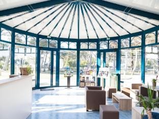 Coastal Stay near Salt Marsh Trails Hotel in Batz-sur-Mer