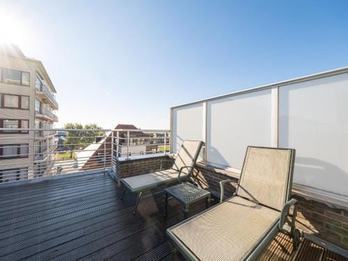 Exclusive penthouse with 2 sunny terraces Hotel in Middelkerke