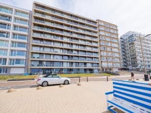 Modern studio with sea view and garage Hotel in Middelkerke