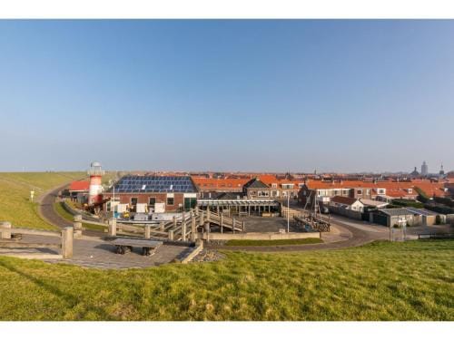 Bright Apartment Near Beach Hotel in Westkapelle
