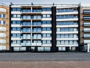 Apartment by the Beach Hotel in Koksijde