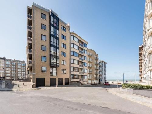 Apartment near the Sea with Modern Comfort Hotel in Koksijde