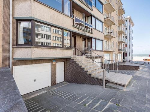 Apartment near the Sea with Modern Comfort Hotel in Koksijde