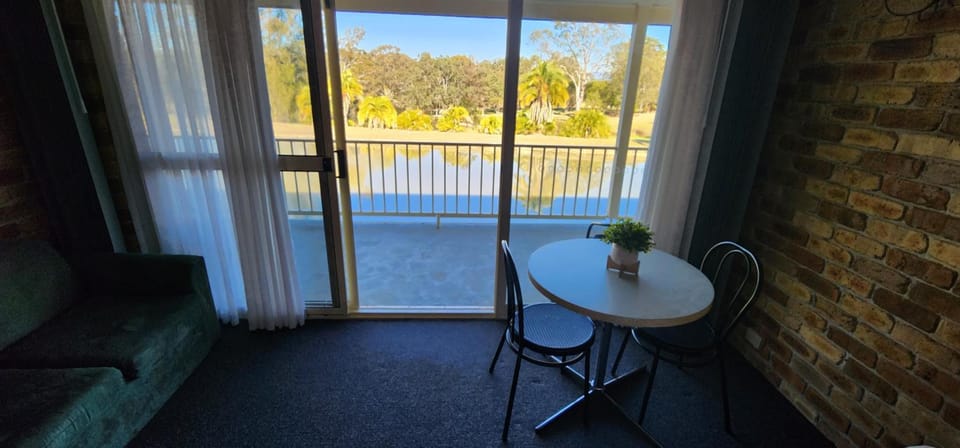 Golf Club Motor Inn Wingham Motel in Wingham