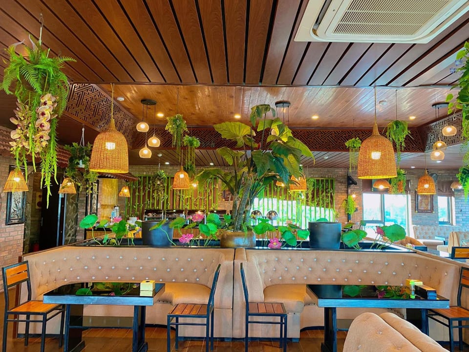 KAWASAKI HOTEL Hotel in Laos