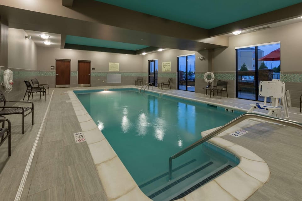 Swimming pool