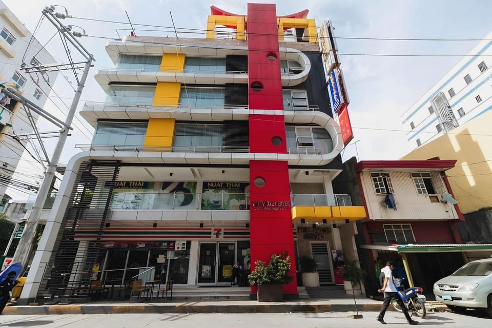 RedDoorz near Bambang Station Hotel in Manila City
