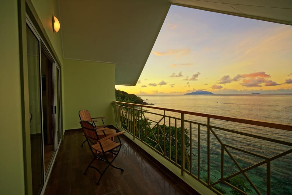 Treasure Cove Hotel and Restaurant Hotel in Africa