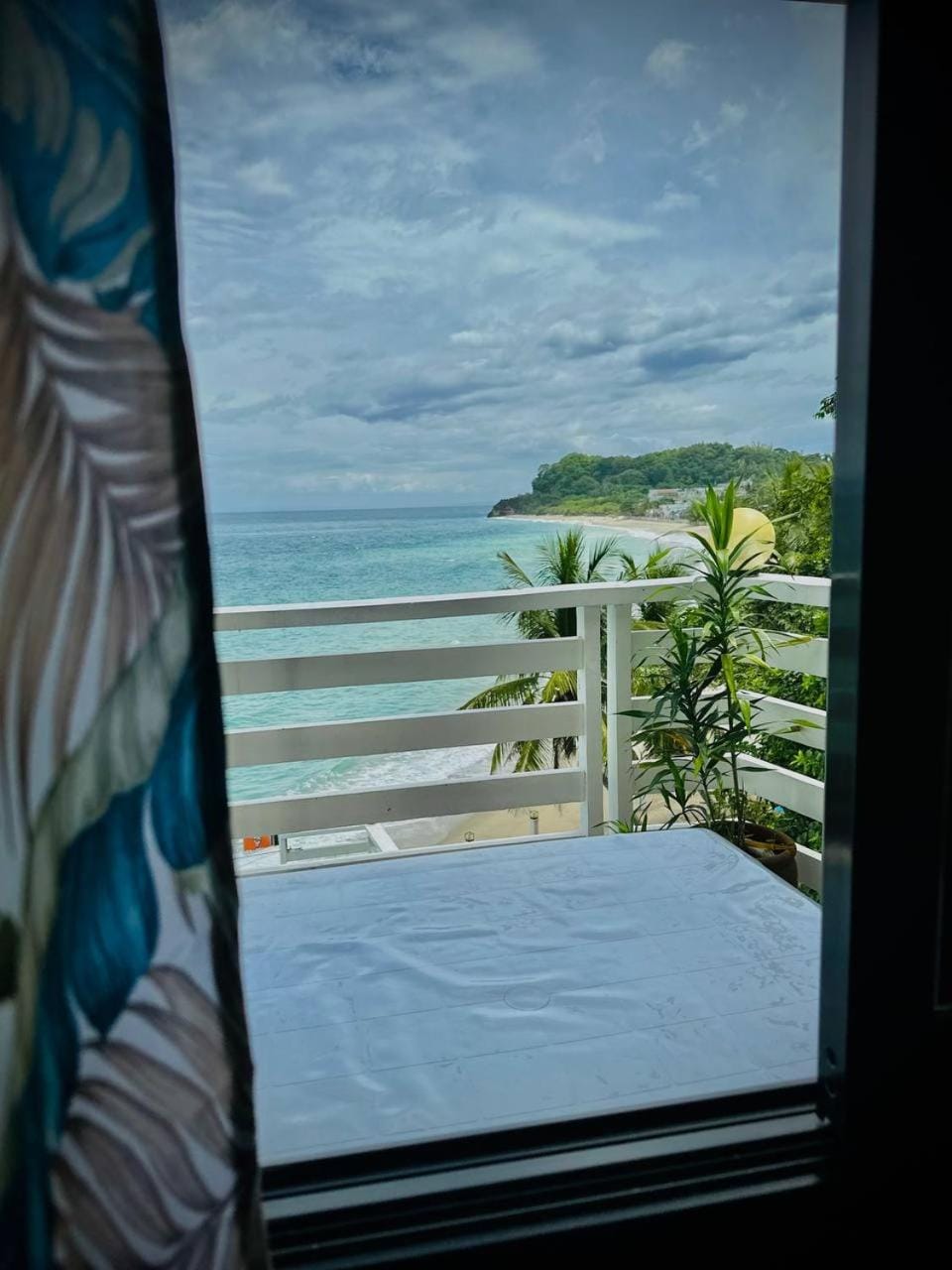 Playa Blanca Beach Resort Resort in Puerto Galera