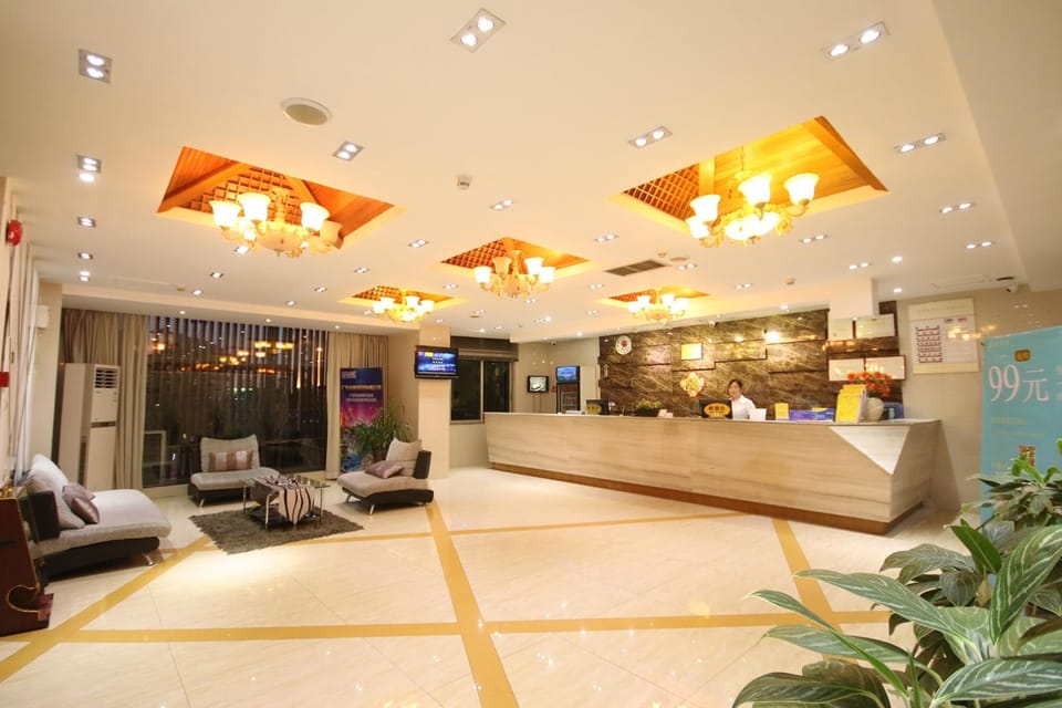 Dragon Hotel 168 Yingbin Road Hotel in Guangzhou