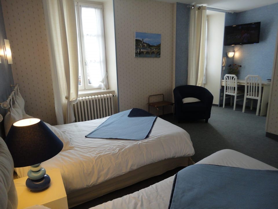 Hôtel Aux Armes d'Estaing Hotel in Auvergne-Rhône-Alpes