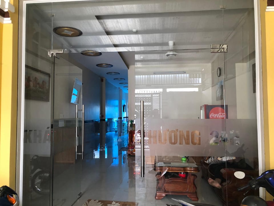 Khach san Huy Phuong Hotel in Ho Chi Minh City