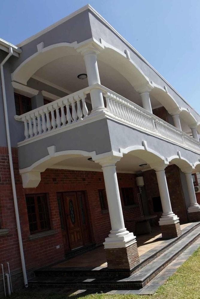 Roma Gardens Hotel in Lusaka