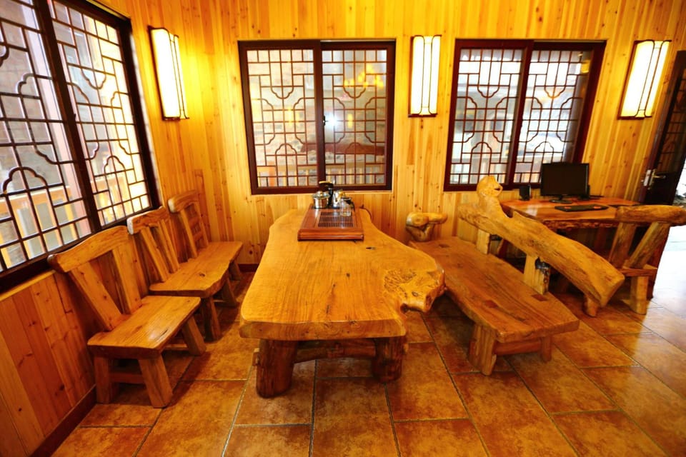 Bar/lounge