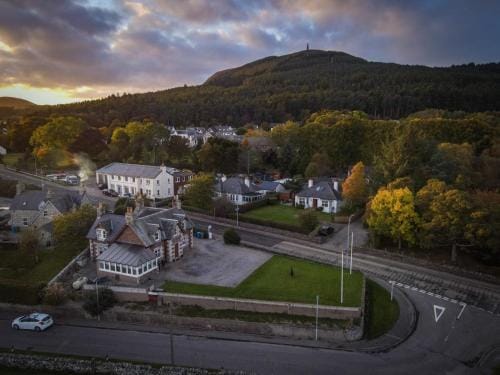Glenshee Guest House Hotel in Scotland