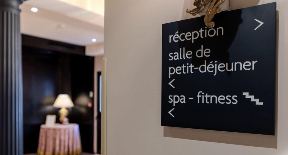 Hotiday Hotel Paris Hotel in Paris