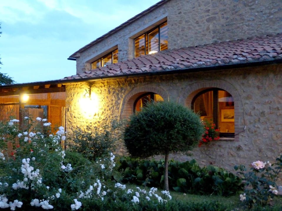 Agriturismo Apparita Hotel in Tuscany