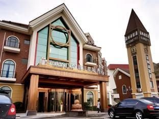 Jinjiang Metropolo Hotel - Shanghai Jinshanzhui Fishing Village Hotel in Shanghai