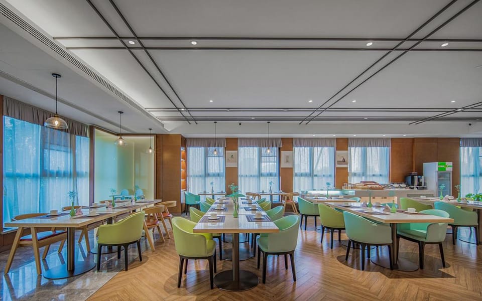 Metropolo Hotel Xuzhou Railway Station Jinlong Lake Metro Station Hotel in Jiangsu
