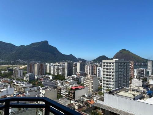Top Leblon Residence Luxo - 2 quartos Hotel in Rio de Janeiro