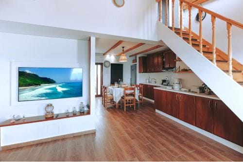 Seafront Villa Cside w BBQ and private yard Hotel in Crete